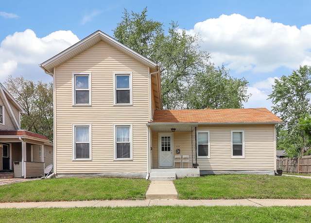 Property at 450 Center Ave, Aurora, IL 60505, 3 beds, 2 baths