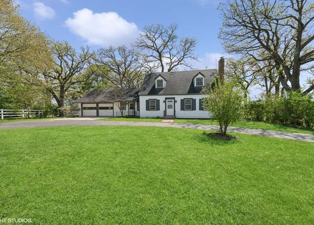 Property at 13915 Davis Rd, Woodstock, IL 60098, 3 beds, 1.5 baths
