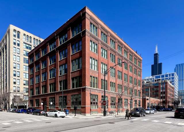 Property at 331 S Peoria St #101, Chicago, IL 60607, 2 beds, 2.5 baths