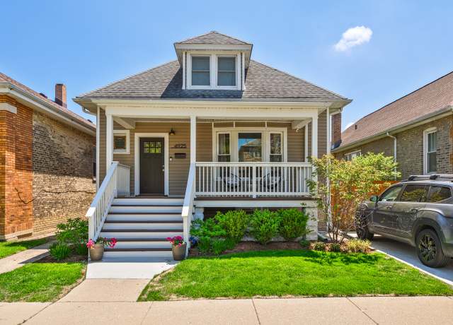 Property at 4925 W Cornelia Ave, Chicago, IL 60641, 4 beds, 3.5 baths