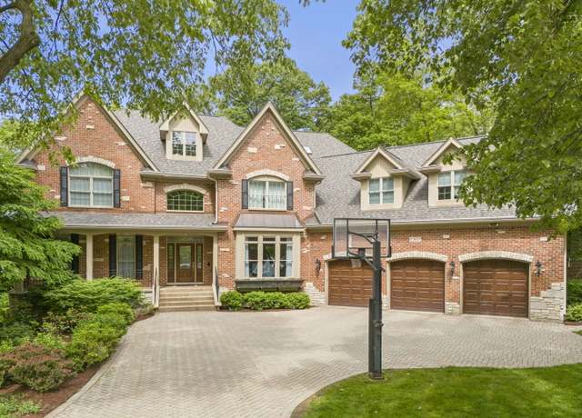 Property at 1207 Bonnema Ct, Naperville, IL 60565, 6 beds, 5.5 baths