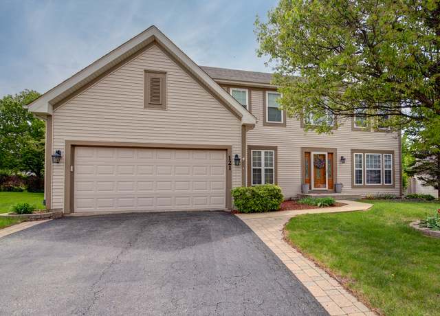 Property at 121 Brookhaven Ct, Sugar Grove, IL 60554, 4 beds, 2.5 baths