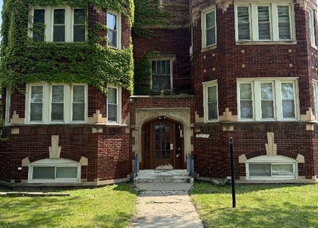 Property at 7619 S Wabash Ave, Chicago, IL 60619, 5 beds, 5 baths