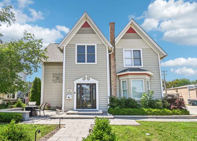 Property at 30 S Slusser St, Grayslake, IL 60030, 5 beds, 2.5 baths