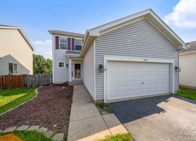 Property at 1737 S Fallbrook Dr, Round Lake, IL 60073, 3 beds, 3.5 baths
