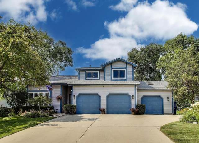 Property at 17386 W Dartmoor Dr, Grayslake, IL 60030, 5 beds, 2.5 baths