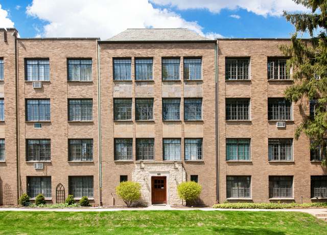 Property at 720 Noyes St Unit C2, Evanston, IL 60201, 1 bed, 1 bath