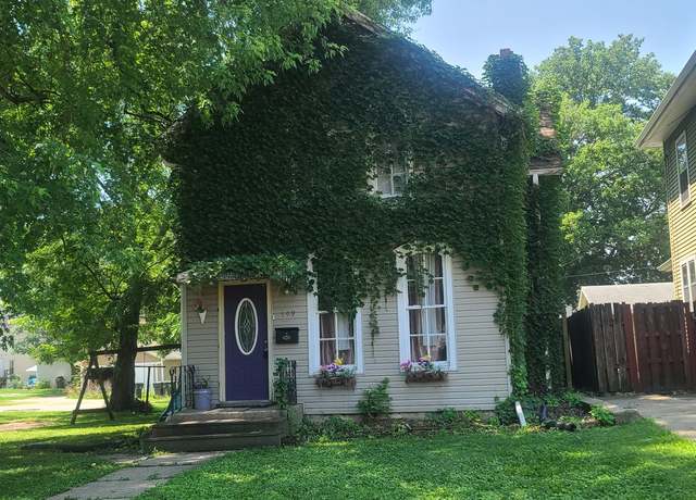 Property at 109 S 6th Ave, Sterling, IL 61081, 3 beds, 1 bath