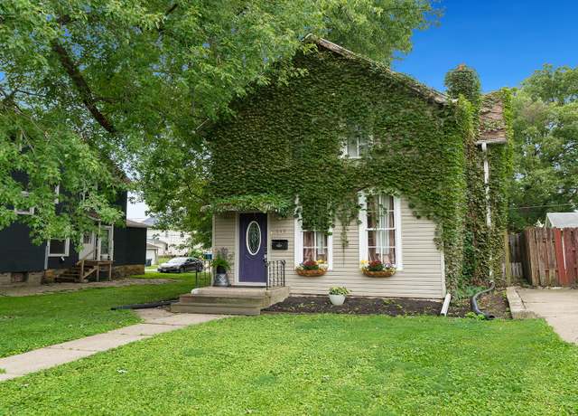 Property at 109 S 6th Ave, Sterling, IL 61081, 3 beds, 1 bath