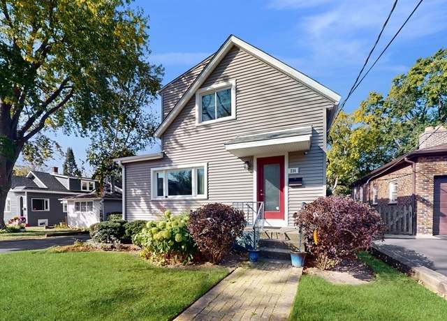 Property at 236 Evolution Ave, Highwood, IL 60040, 3 beds, 3 baths