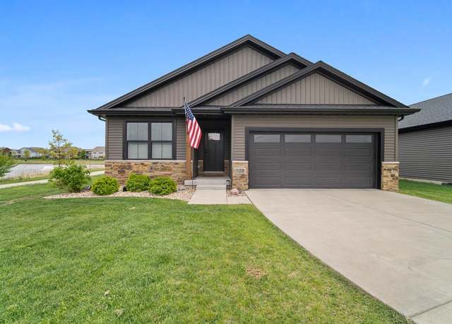 Property at 1128 Hershey Rd, Normal, IL 61761, 3 beds, 3 baths