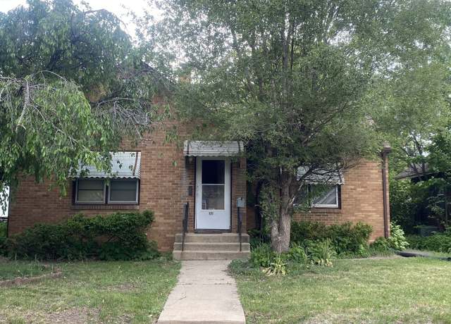 Property at 920 16th St, Rockford, IL 61104, 3 beds, 1.5 baths