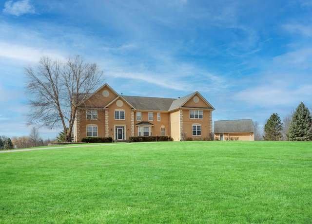 Property at 809 Magnuson Ct, Barrington, IL 60010, 5 beds, 4.5 baths