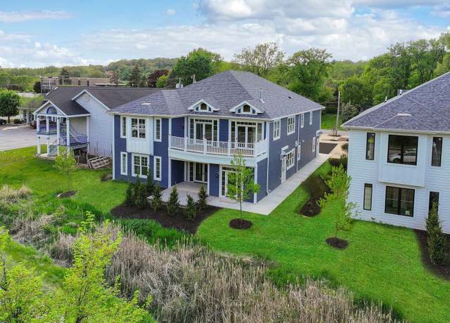 Property at 571 Mill St #2, Fontana, WI 53125, 4 beds, 3.5 baths