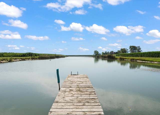Property at Tract 1 9 Acres on 900 East Rd, Mansfield, IL 61854