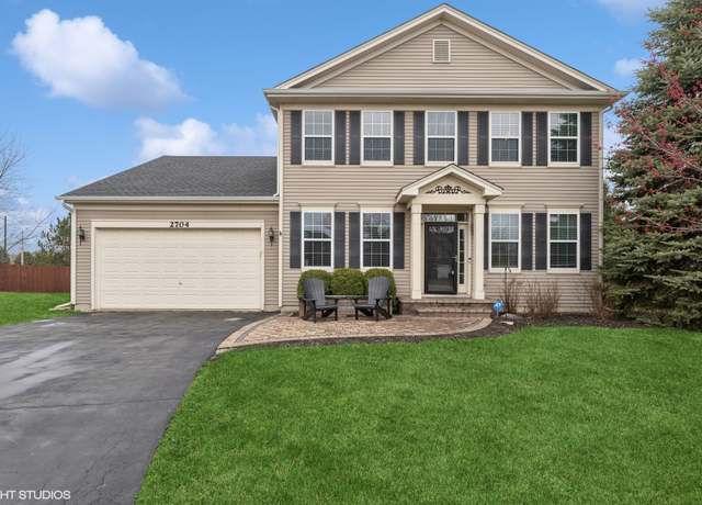 Property at 2704 Salt Creek Ct, Wauconda, IL 60084, 5 beds, 3.5 baths