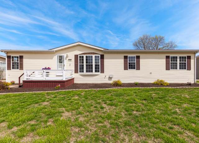 Property at 5504 White Pne #0, Roscoe, IL 61073, 3 beds, 2 baths