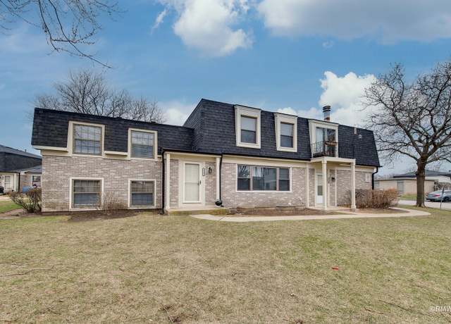 Property at 2122 N Ginger Cir Unit 18C, Palatine, IL 60074, 3 beds, 2.5 baths