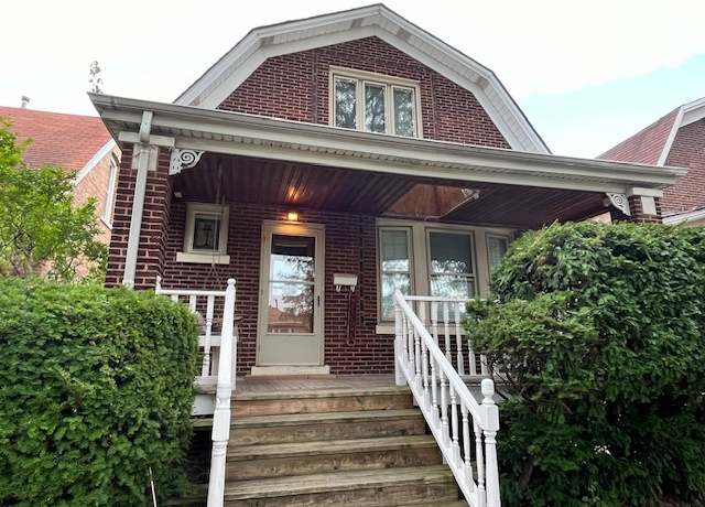Property at 6135 S Massasoit Ave S, Chicago, IL 60638, 4 beds, 3 baths