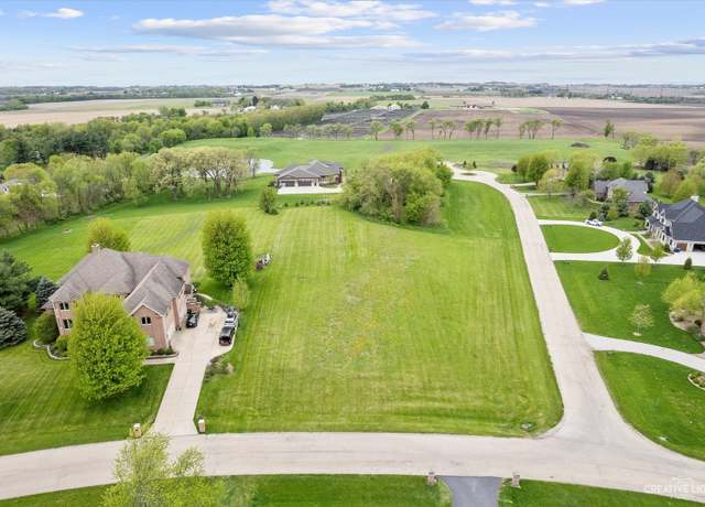 Property at 41W151 Fox Den Ct, Elgin, IL 60124