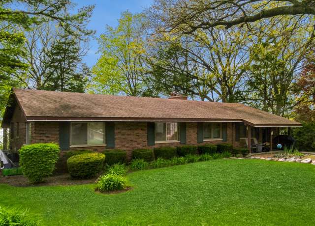 Property at 257 Banbury Rd, Mundelein, IL 60060, 3 beds, 2.5 baths