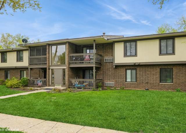 Property at 568 Somerset Ln #7, Crystal Lake, IL 60014, 2 beds, 2 baths