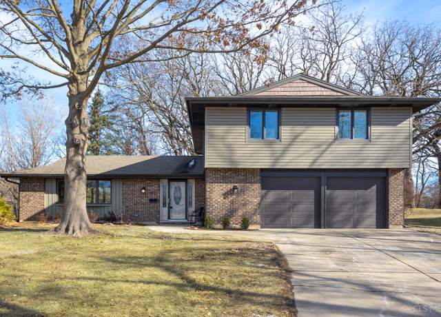 Property at 317 Samoset Ln, Schaumburg, IL 60193, 4 beds, 2.5 baths