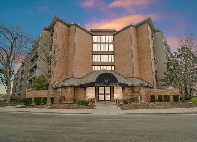 Property at 75 Kristin Cir #113, Schaumburg, IL 60195, 2 beds, 2 baths
