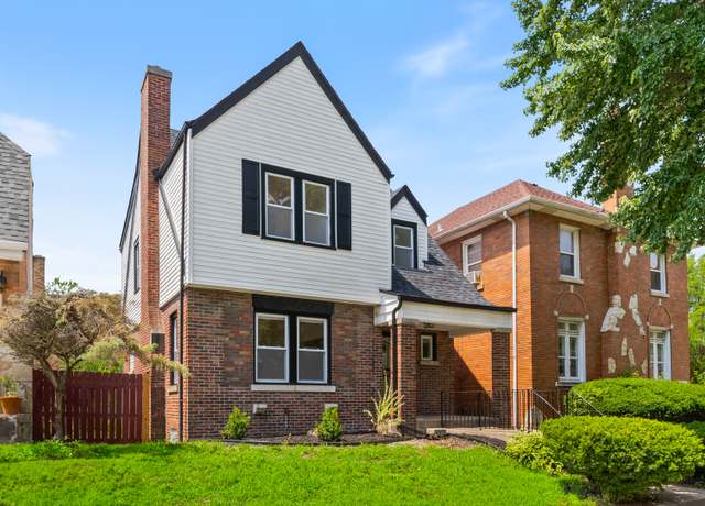 Property at 11304 S Lowe Ave, Chicago, IL 60628, 4 beds, 2.5 baths
