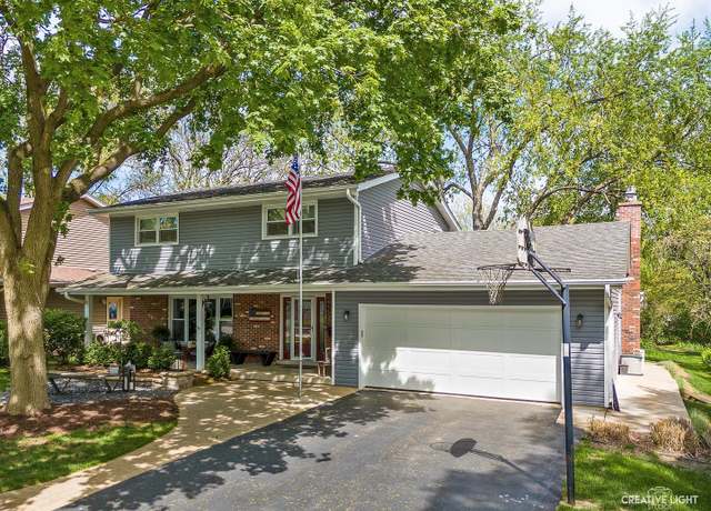 Property at 1552 Chat Ct, Naperville, IL 60565, 4 beds, 2.5 baths