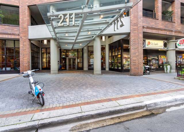 Property at 211 E Ohio St #2806, Chicago, IL 60611, 1 bath