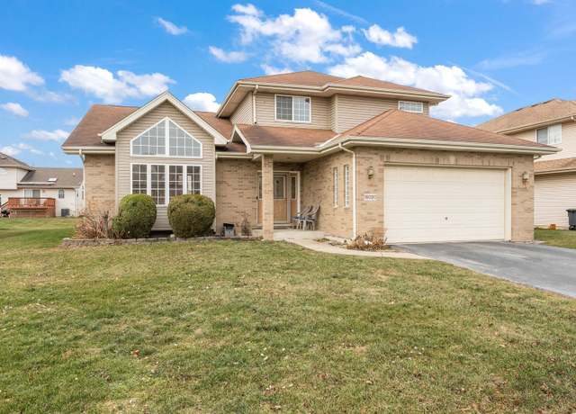 Property at 18020 Charlotte Dr, Lansing, IL 60438, 4 beds, 2.5 baths