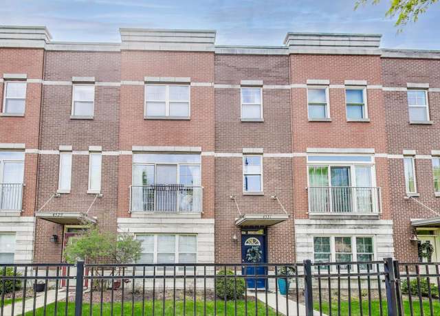 Property at 4531 W Irving Park Rd, Chicago, IL 60641, 4 beds, 3.5 baths