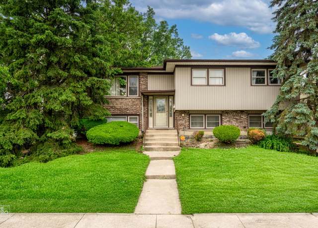 Property at 19805 Monterey Ave, Lynwood, IL 60411, 4 beds, 2 baths