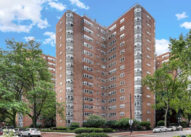Property at 4970 N Marine Dr #822, Chicago, IL 60640, 1 bed, 1 bath