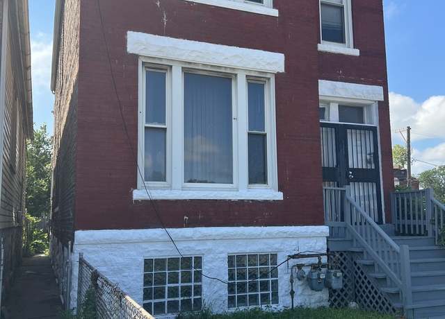 Property at 5746 S Wells St, Chicago, IL 60621, 5 beds, 2 baths
