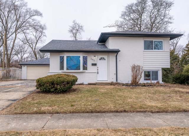 Property at 640 Enterprise Rd, Chicago Heights, IL 60411, 3 beds, 2 baths