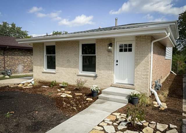 Property at 18037 Edwards Ave, Country Club Hills, IL 60478, 3 beds, 2 baths
