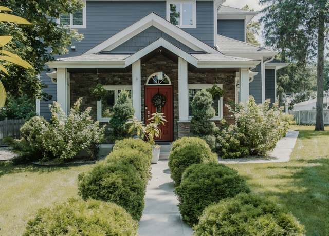 Property at 111 Grace Ln, Fox River Grove, IL 60021, 5 beds, 3.5 baths