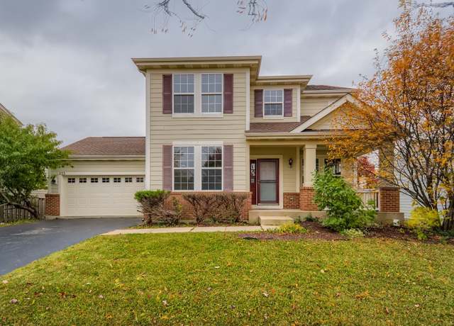 Property at 233 Pawtucket Ave, Elgin, IL 60124, 5 beds, 3.5 baths