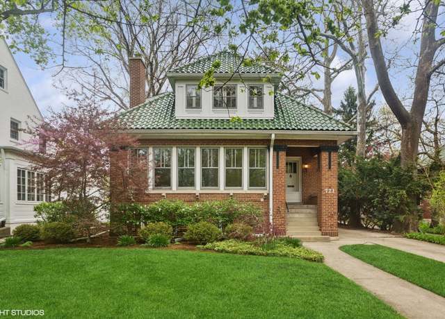 Property at 721 Central St, Evanston, IL 60201, 4 beds, 2.5 baths