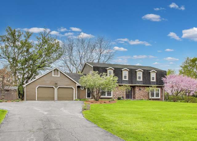 Property at 705 Skye Ln, Inverness, IL 60010, 4 beds, 3 baths