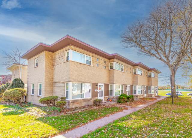 Property at 1336 Wentworth Ave, Calumet City, IL 60409, 8 beds, 4 baths