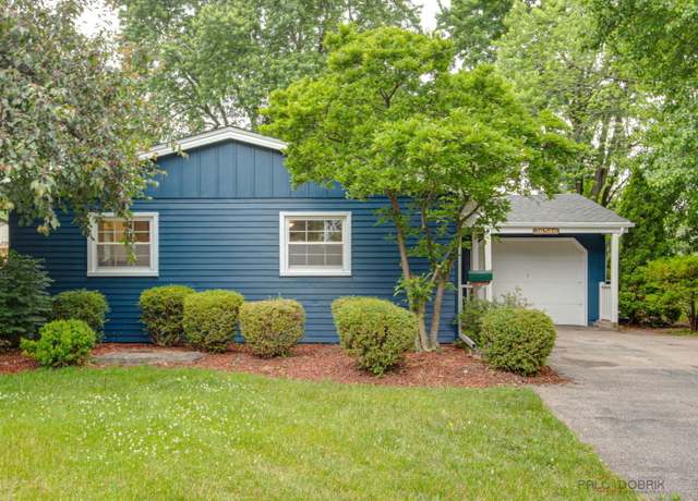 Property at 36586 N Traer Ter, Gurnee, IL 60031, 3 beds, 1.5 baths
