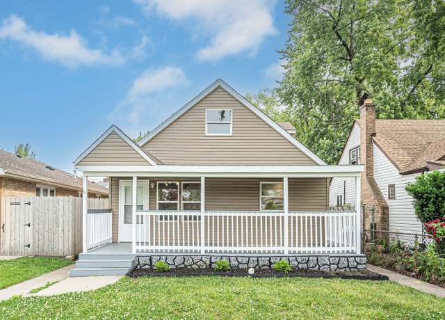Property at 5707 W 82nd Pl, Burbank, IL 60459, 4 beds, 2 baths
