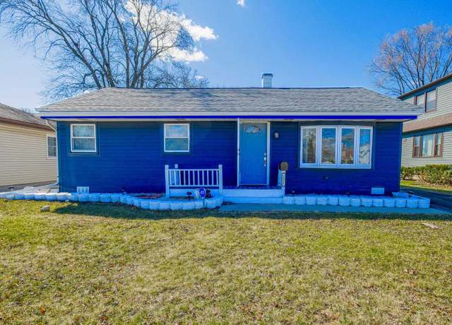 Property at 5321 Otto Pl, Oak Lawn, IL 60453, 3 beds, 2 baths