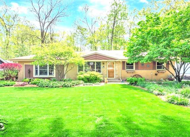 Property at 11059 W Elmwood Ct W, Mokena, IL 60448, 3 beds, 2 baths