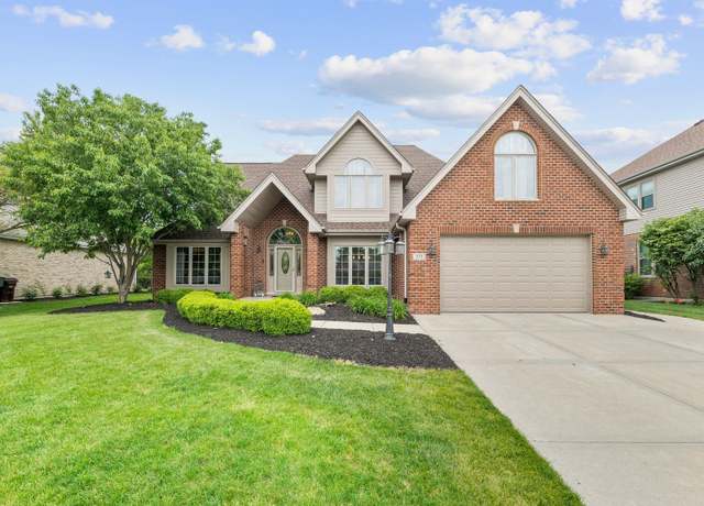 Property at 373 W Joliet Hwy, New Lenox, IL 60451, 5 beds, 2.5 baths