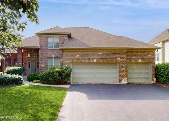 Property at 528 Terrace Ln, South Elgin, IL 60177, 4 beds, 3.5 baths