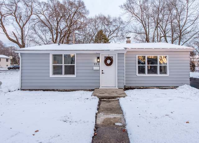 Property at 959 Judge Ave, Waukegan, IL 60085, 3 beds, 1 bath